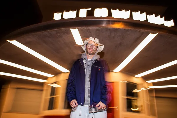 Ludzie 16